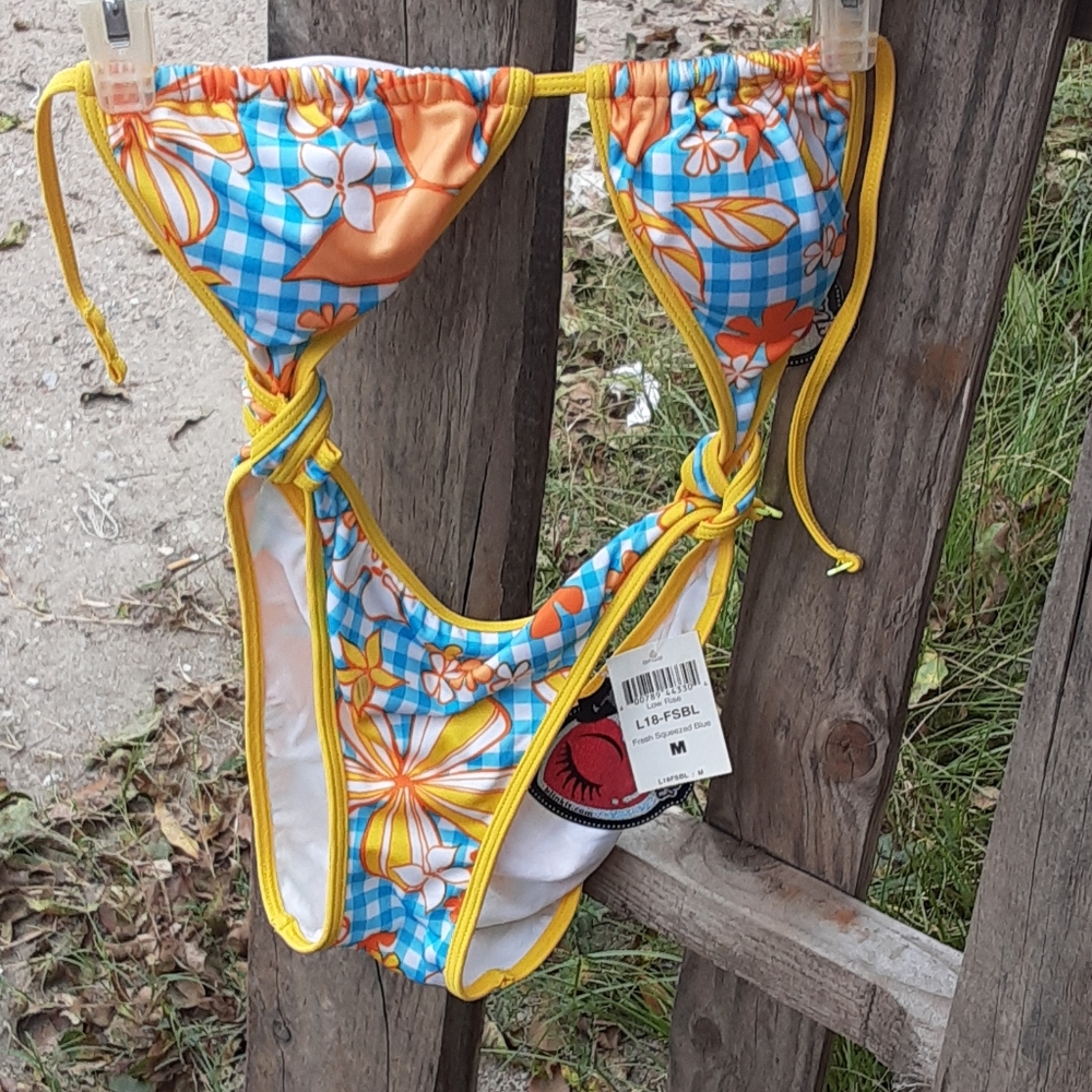 Swim suit